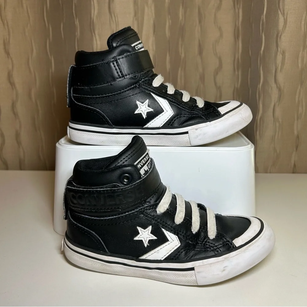 Converse All Star Pro Blaze Strap Kid's 11 Sneaker Black Leather High Top